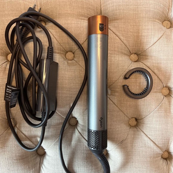 DYSON AIRWRAP 2nd generation - Picture 6 of 16